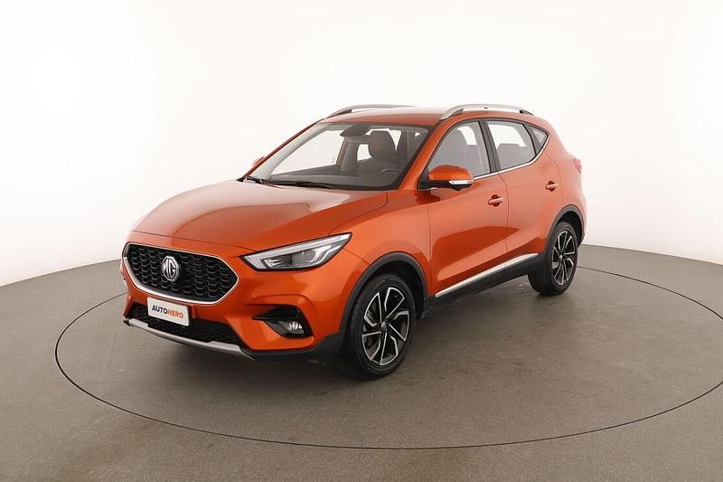 Usata MG ZS Luxury 106 CV (77 kW) 2024 Arancio SUV