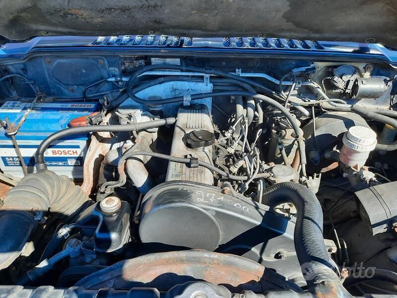 Usata Mitsubishi Pajero 84 CV (61 kW) 1989 Blu SUV