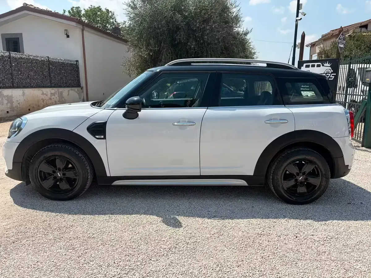 Usata Mini Cooper D Countryman 150 CV (110 kW) 2017 Bianco SUV