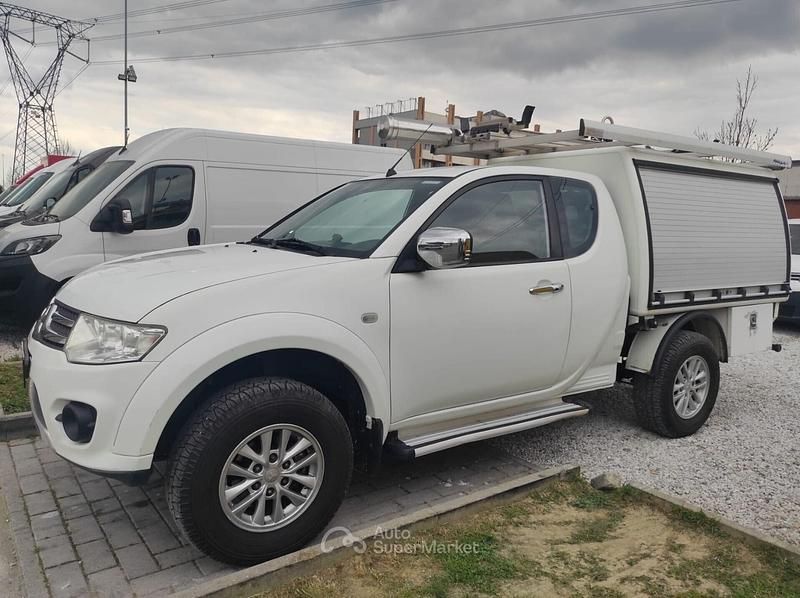 Usata Mitsubishi L200 136 CV (100 kW) 2015 Bianco Pick-up