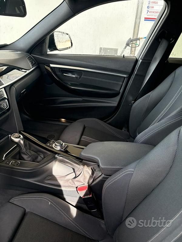 Usata BMW 316 Sport Line 116 CV (85 kW) 2015 Nero Station wagon