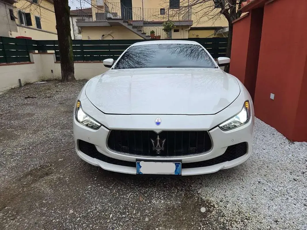Usata Maserati Ghibli 250 CV (183 kW) 2017 Bianco Berlina