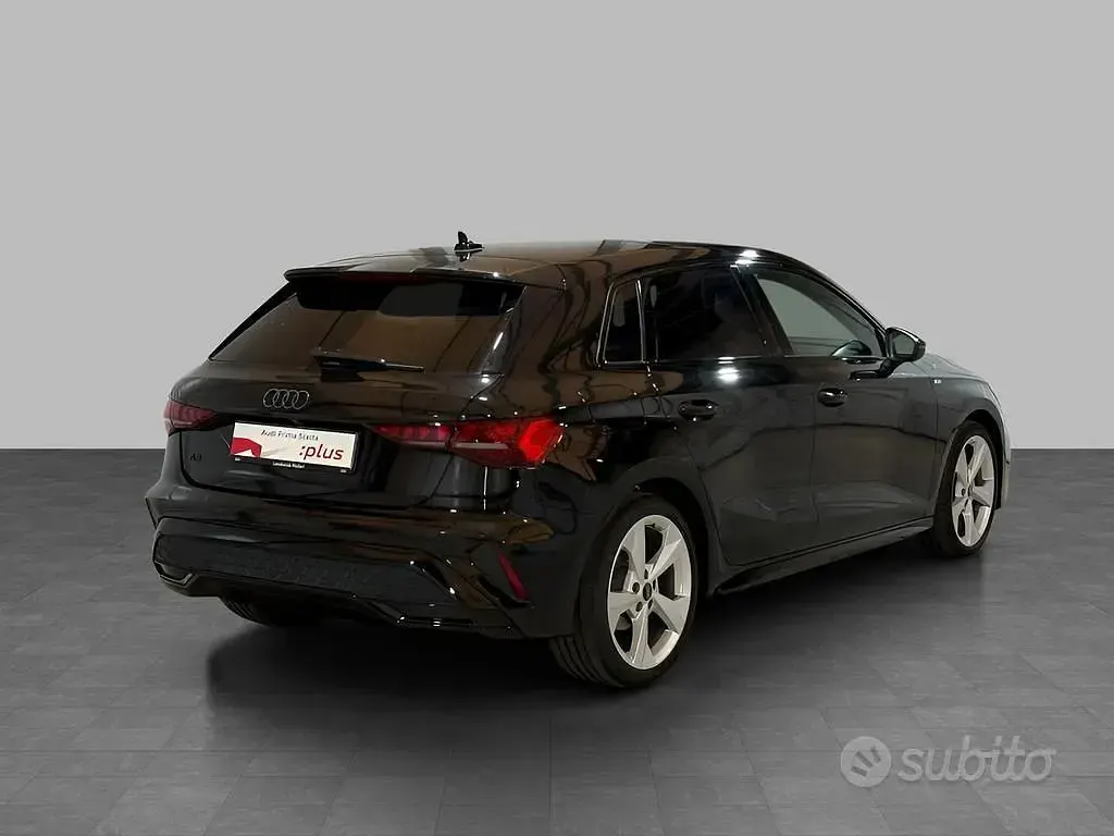Usata Audi A3 S-Line 150 CV (110 kW) 2025 Nero mito metallizzato Berlina