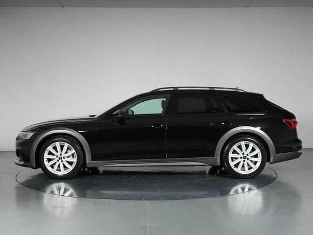 Usata Audi A6 Allroad Advanced Plus 204 CV (150 kW) 2024 0e nero mito metallizzato Station wagon