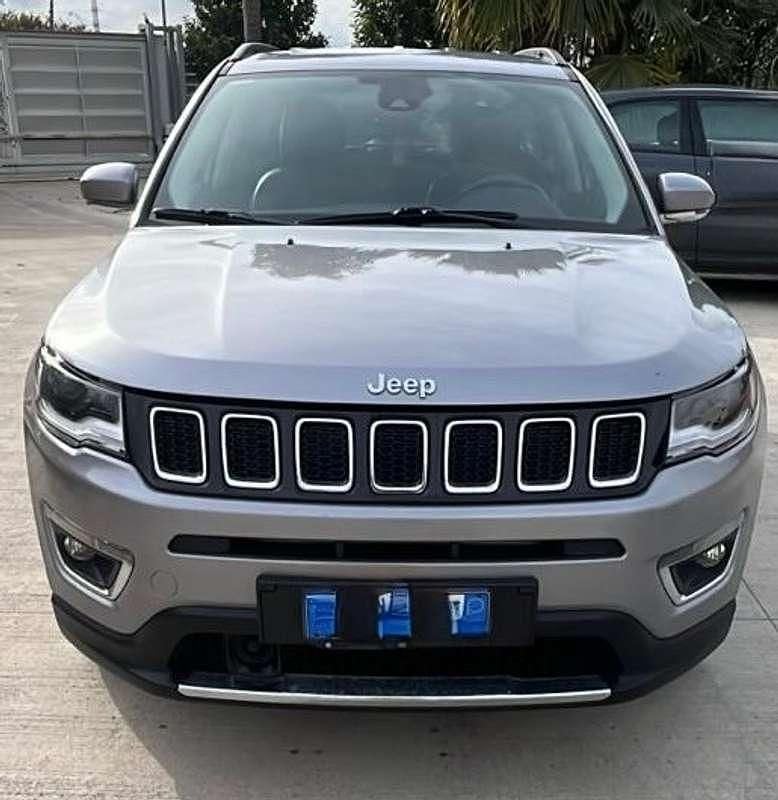 Grigio Usata 2017 Jeep Compass Limited SUV | 14.500 € (Ottimo prezzo) - Immagine 1/4