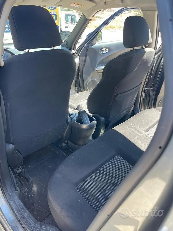 Usata Nissan Juke 110 CV (80 kW) 2016 Grigio SUV
