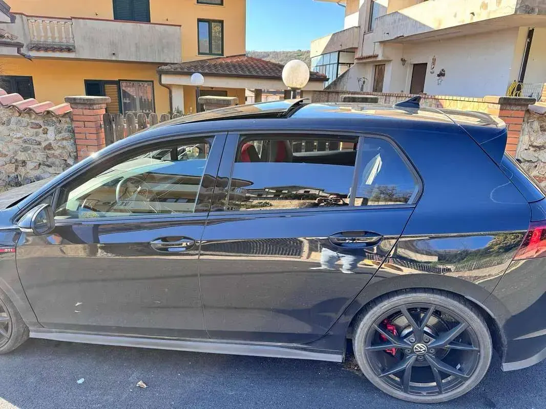 Usata VW Golf VIII GTI 245 CV (180 kW) 2023 Nero Berlina