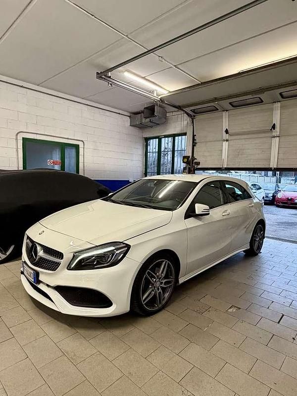 Usata Mercedes A160 Premium 102 CV (75 kW) 2016 Other Berlina