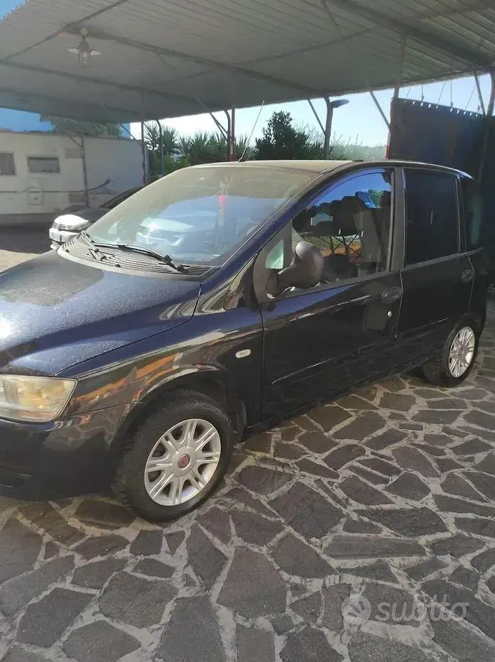 Usata Fiat Multipla 103 CV (75 kW) 2008 Giallo Monovolume