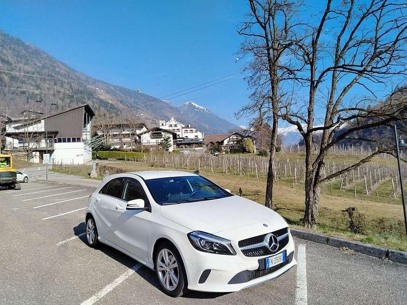 Usata Mercedes A200 SE 140 CV (102 kW) 2016 Bianco Monovolume