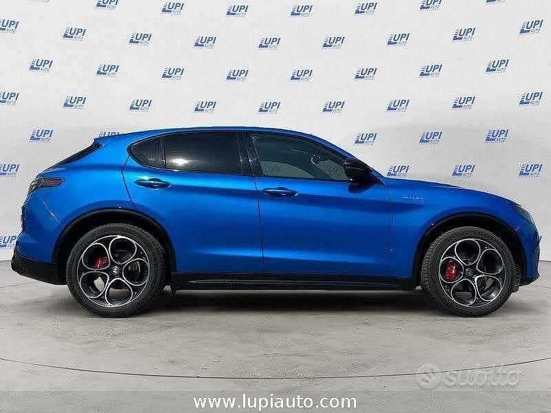 Usata Alfa Romeo Stelvio Veloce 210 CV (154 kW) 2025 Blu SUV