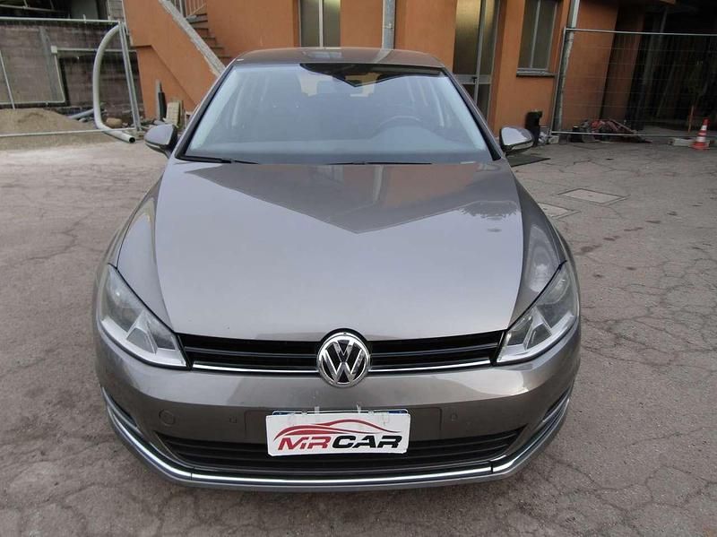 Usata VW Golf VII Highline 105 CV (77 kW) 2013 Grigio metallizzato Berlina