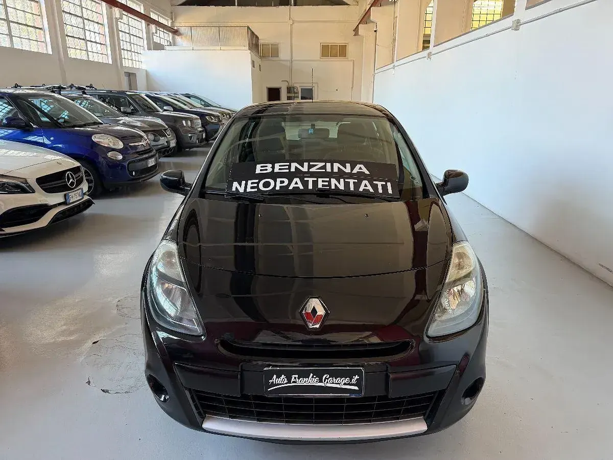 Usata Renault Clio Dynamique 74 CV (54 kW) 2010 Nero