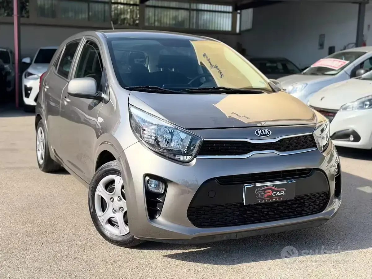Usata Kia Picanto City 65 CV (47 kW) 2018 Grigio Utilitaria