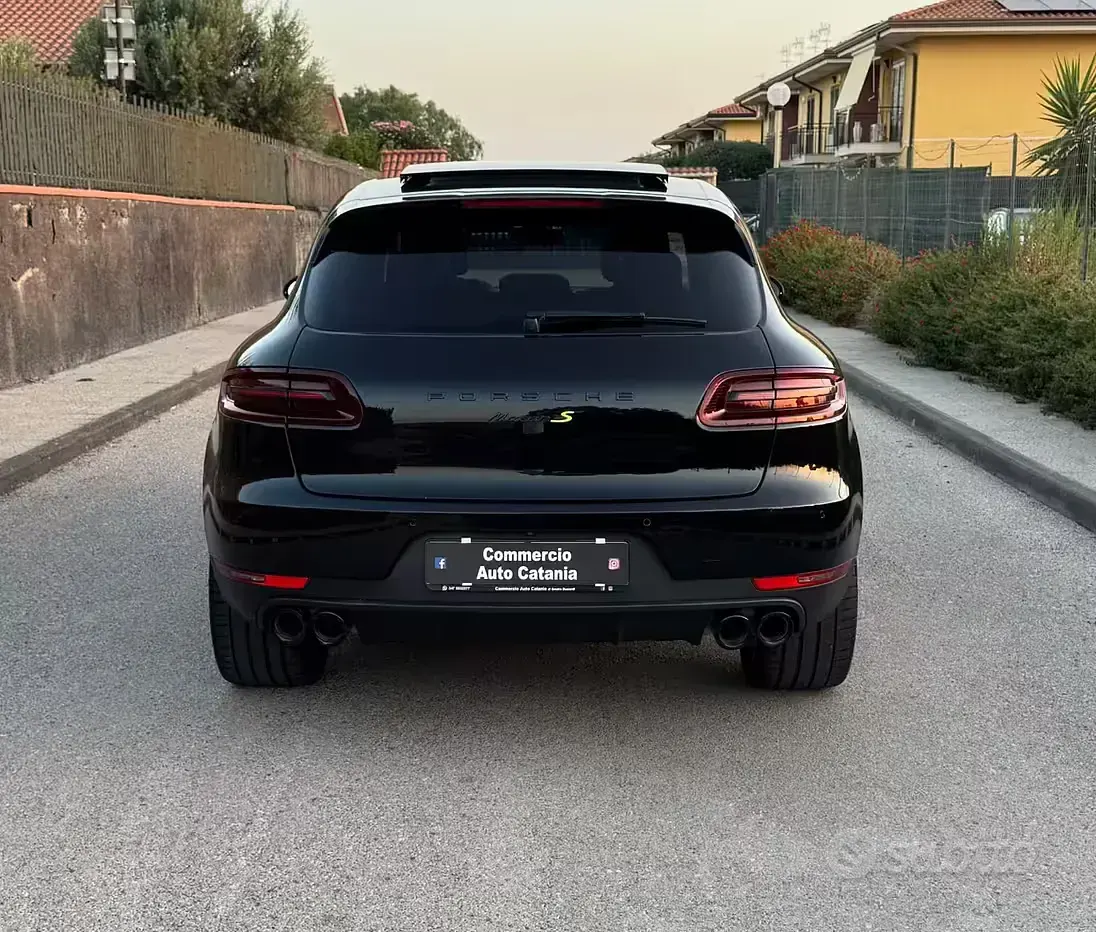Usata Porsche Macan 250 CV (183 kW) 2018 Nero SUV