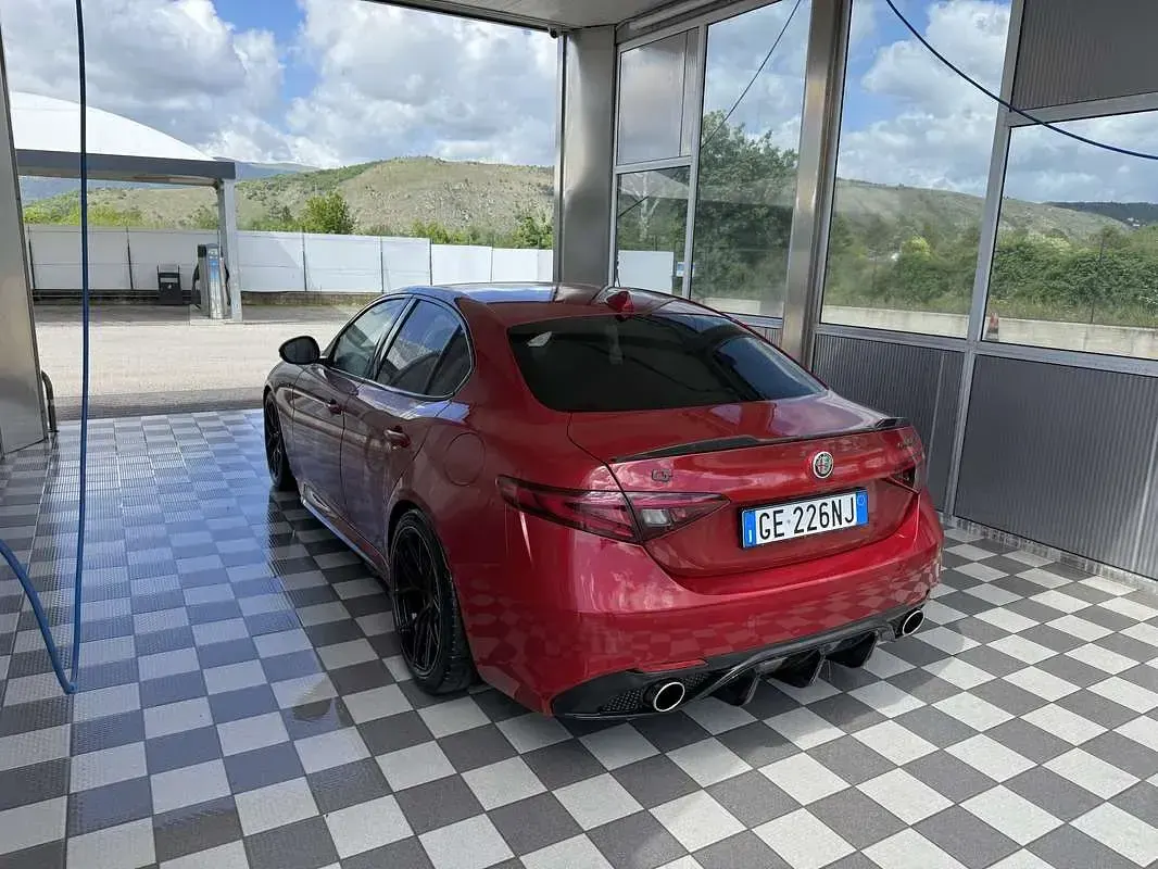 Usata Alfa Romeo Giulia Ti 280 CV (205 kW) 2021 Berlina
