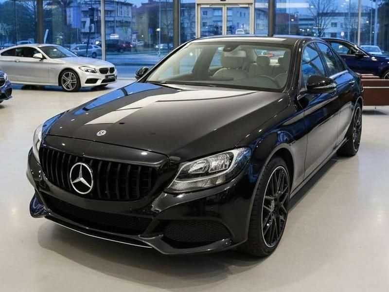 Usata Mercedes C300e 204 CV (150 kW) 2018 Nero Berlina
