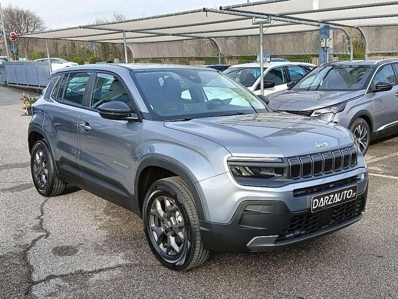 Nuova Jeep Avenger Longitude 101 CV (74 kW) 2025 Grigio stone SUV