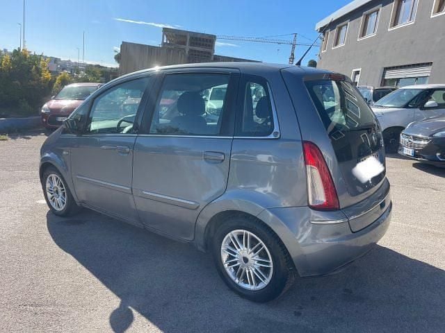 Usata Lancia Musa 90 CV (66 kW) 2008 Blu/azzurro(met.) Monovolume