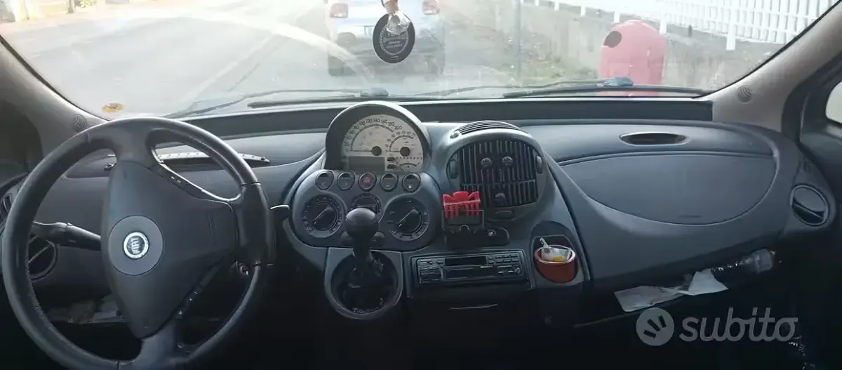 Usata Fiat Multipla 103 CV (75 kW) 2006 Bluazzurro Monovolume