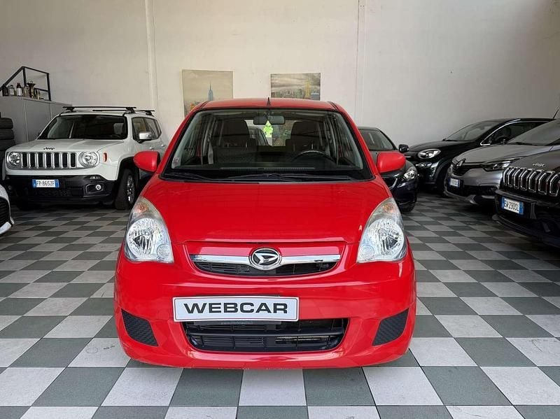 Usata Daihatsu Cuore SHO 69 CV (50 kW) 2010 Rosso Utilitaria
