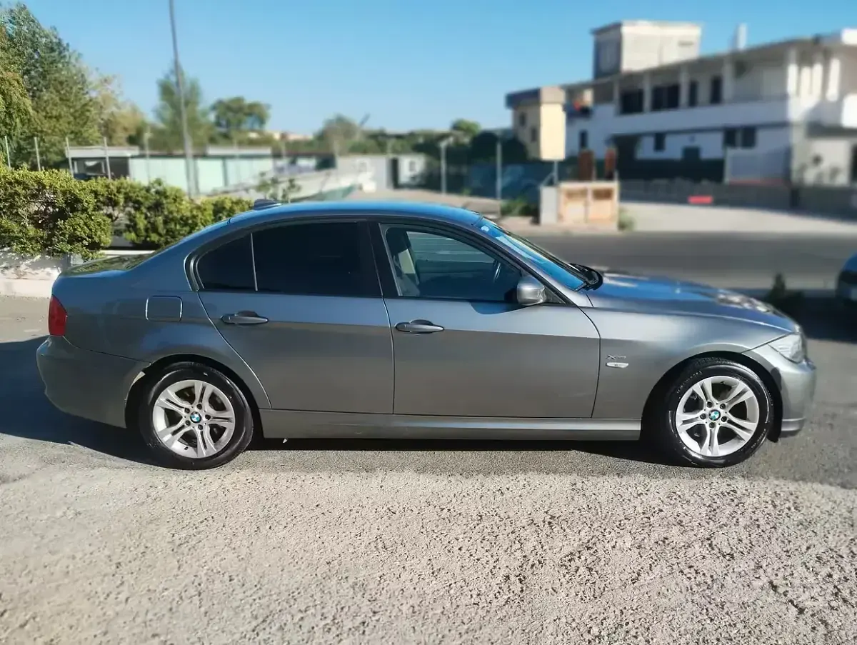Usata BMW 320 177 CV (130 kW) 2009 Berlina