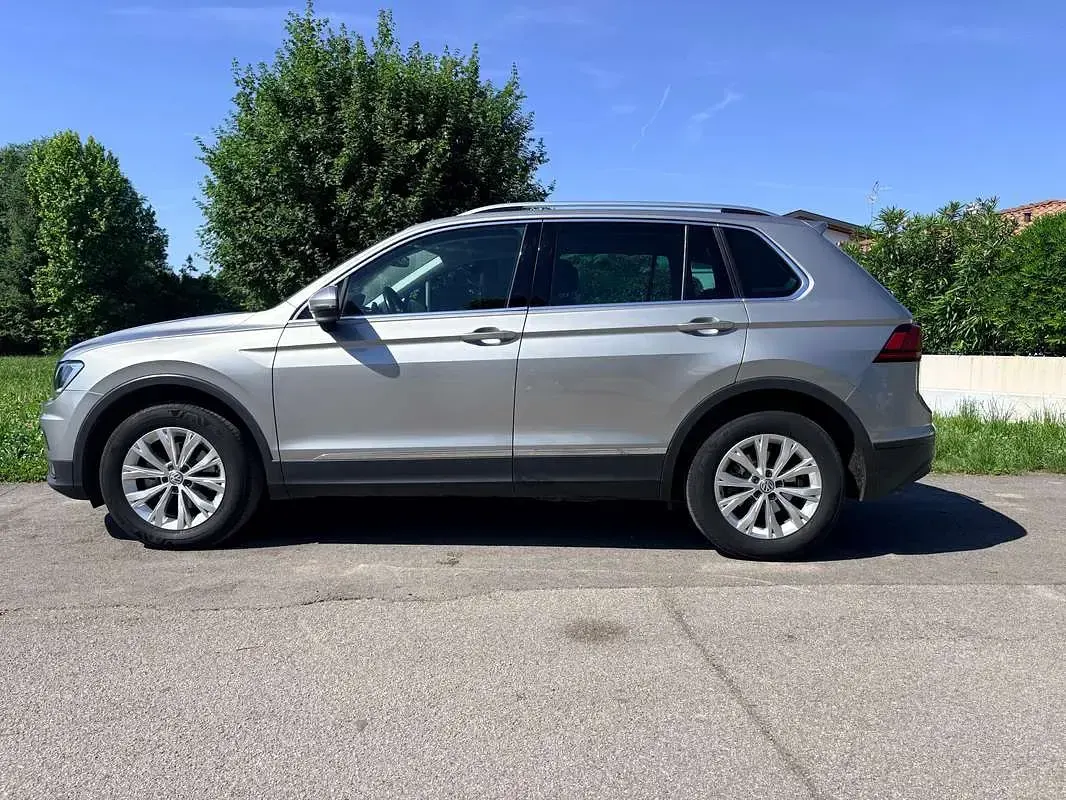 Usata VW Tiguan Business 150 CV (110 kW) 2018 Grigio SUV