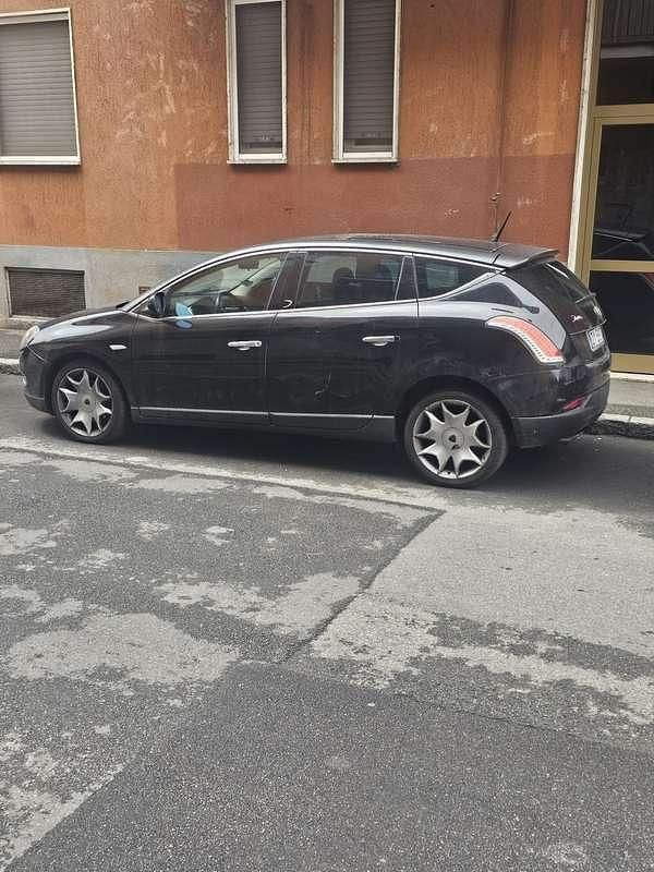 Usata Lancia Delta 189 CV (139 kW) 2009 Utilitaria