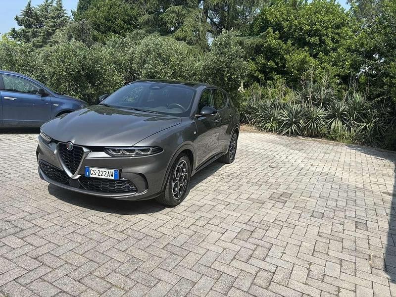 Usata Alfa Romeo Tonale Ti 131 CV (96 kW) 2024 Grigio SUV