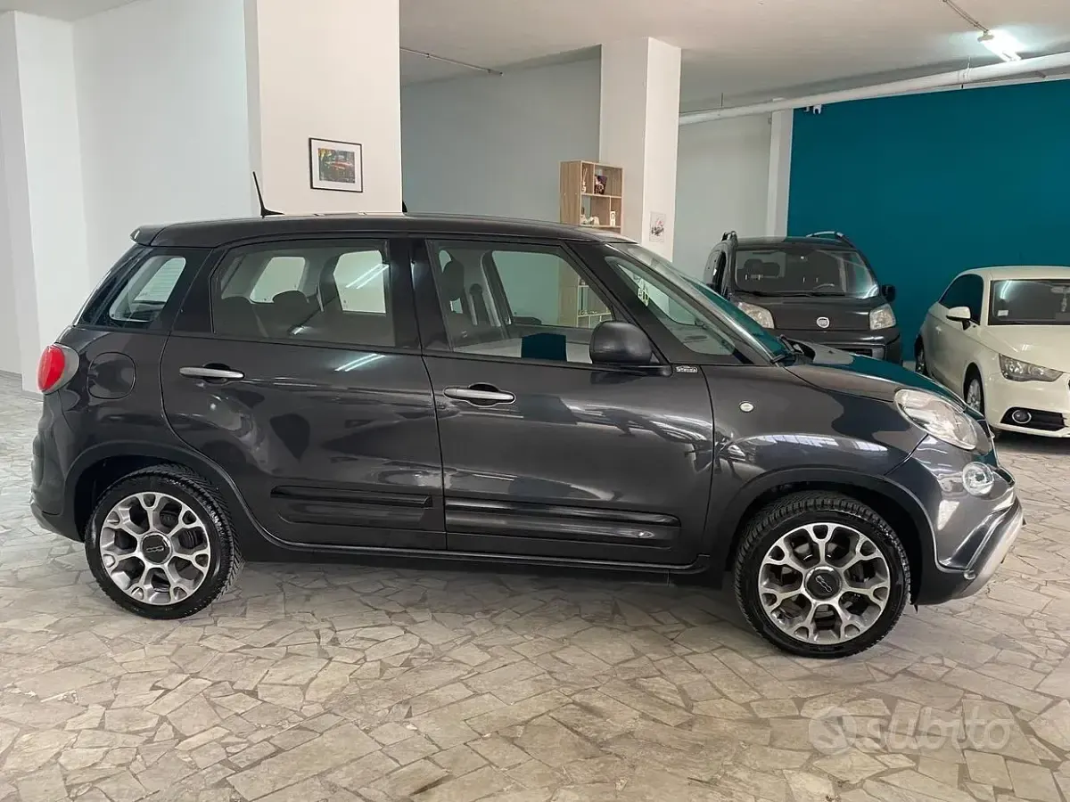 Usata Fiat 500L Trekking 95 CV (69 kW) 2019 Grigio Monovolume