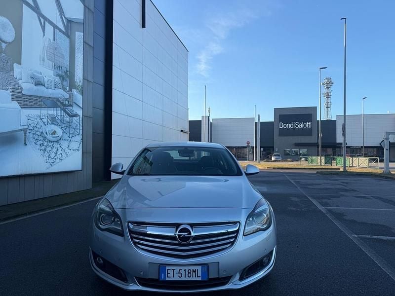 Usata Opel Insignia Cosmo 163 CV (119 kW) 2013 Argento Berlina