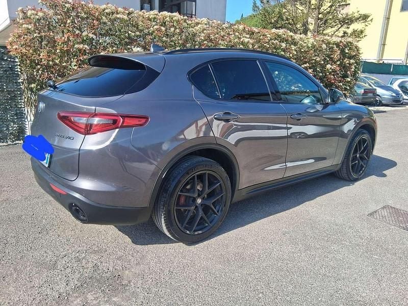 Usata Alfa Romeo Stelvio Business 190 CV (139 kW) 2019 Grigio SUV