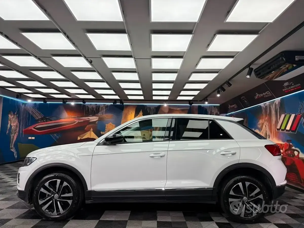 Usata VW T-Roc Style 116 CV (85 kW) 2020 Bianco SUV
