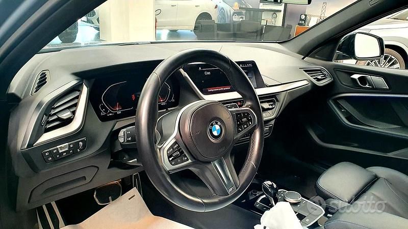 Usata BMW 116 M Sport 116 CV (85 kW) 2021 Grigio Utilitaria