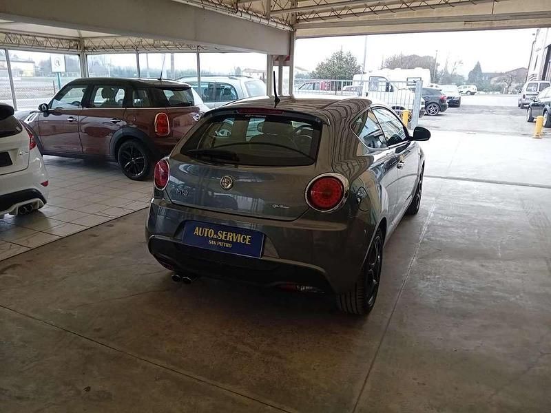 Usata Alfa Romeo MiTo Distinctive 120 CV (88 kW) 2011 Grigio Utilitaria