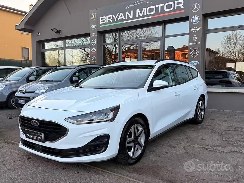 Usata Ford Focus Business Edition 120 CV (88 kW) 2023 Bianco Station wagon
