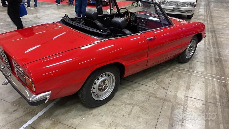 Usata Alfa Romeo Spider 1970 Rosso Cabrio