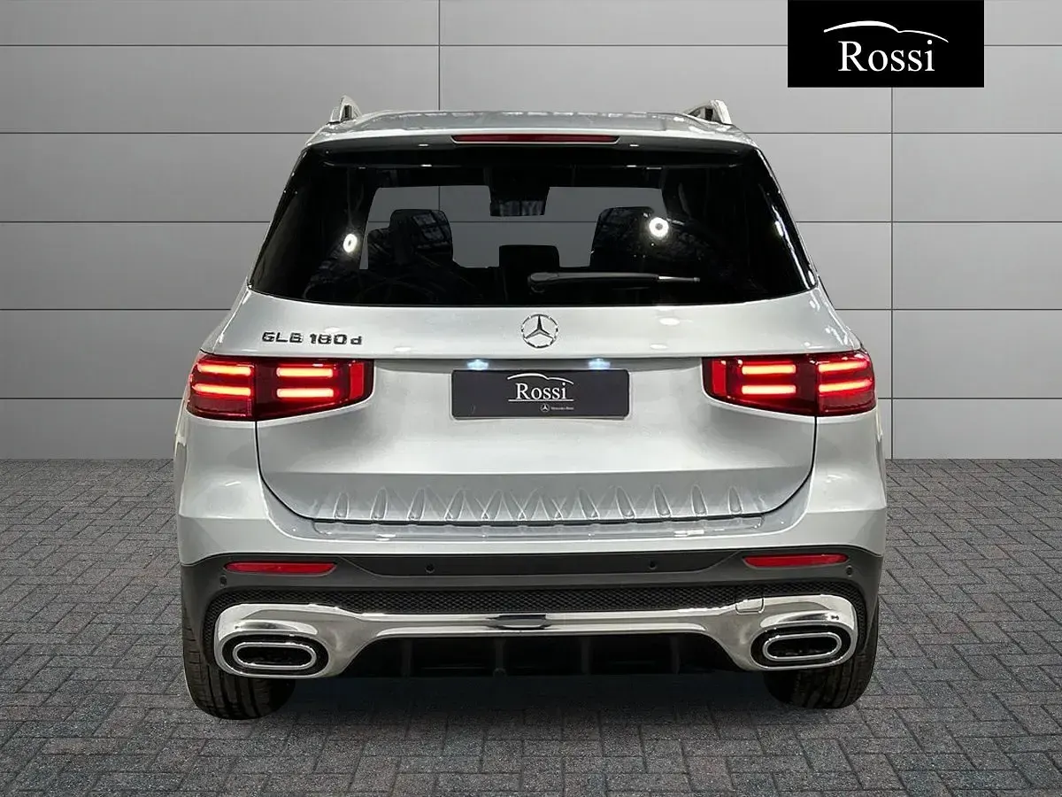 Nuova Mercedes GLB180 Advanced Plus 116 CV (85 kW) 2026 SUV