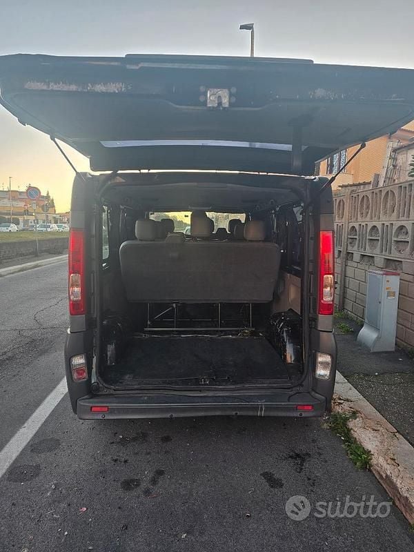 Usata Nissan Primastar 2009 Nero Monovolume