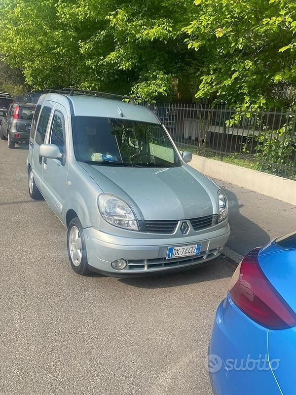 Usata Renault Kangoo 75 CV (55 kW) 2007 Grigio Monovolume