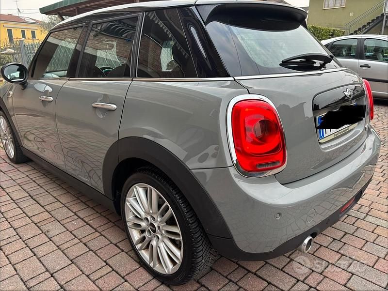 Usata Mini Cooper D Hype 116 CV (85 kW) 2018 Grigio Utilitaria