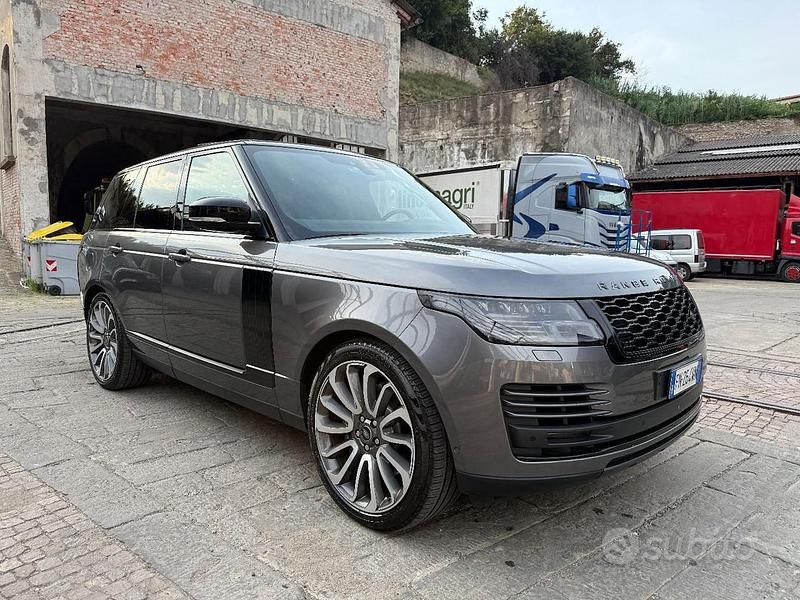 Usata Land Rover Range Rover Vogue 248 CV (182 kW) 2018 Grigio SUV