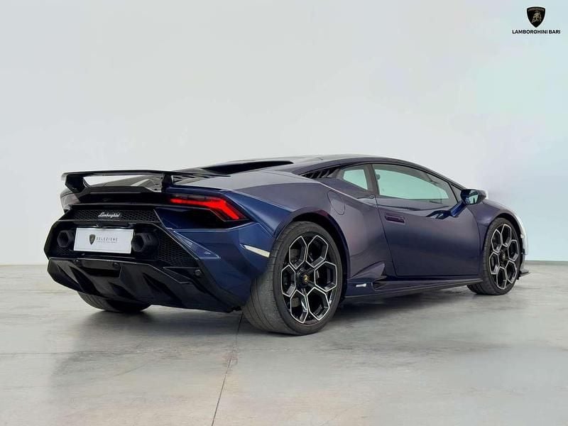 Usata Lamborghini Huracán 639 CV (469 kW) 2022 Blu astraeus Coupé