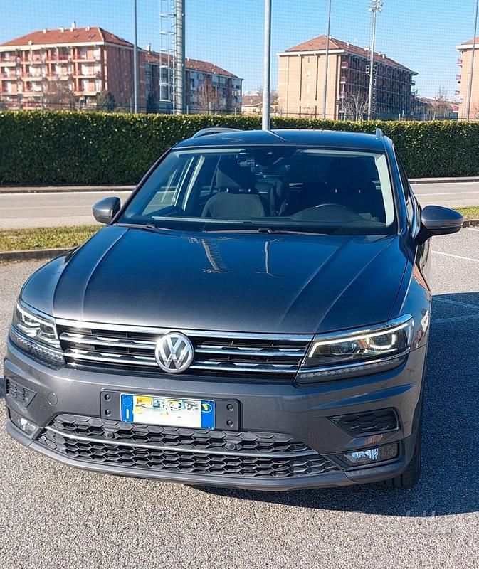 Usata VW Tiguan 150 CV (110 kW) 2018 Grigio SUV