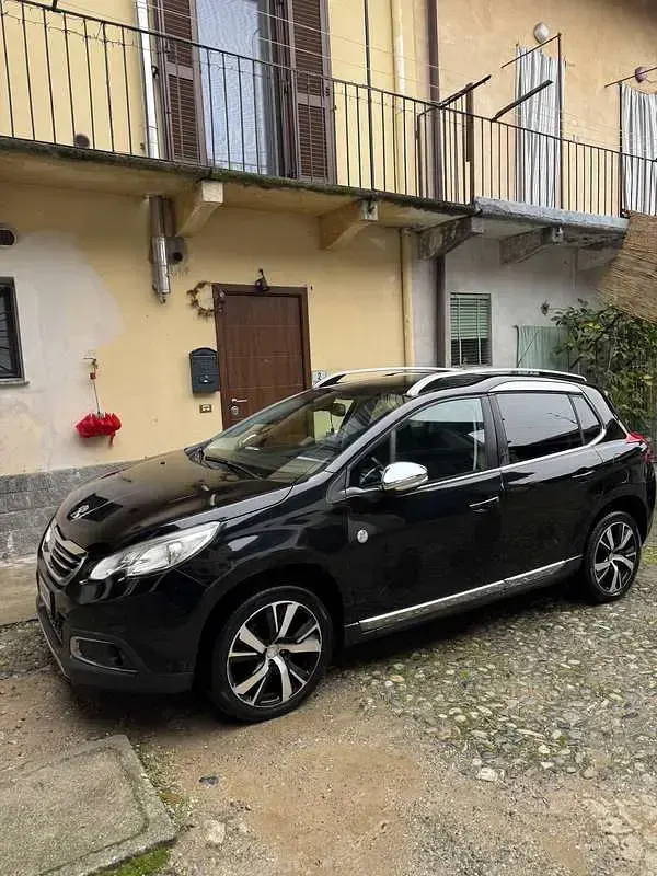 Usata Peugeot 2008 Allure 120 CV (88 kW) 2015 SUV