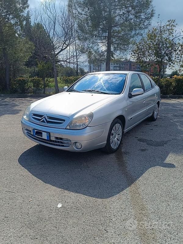 Usata Citroën Xsara 68 CV (50 kW) 2003 Grigio Berlina