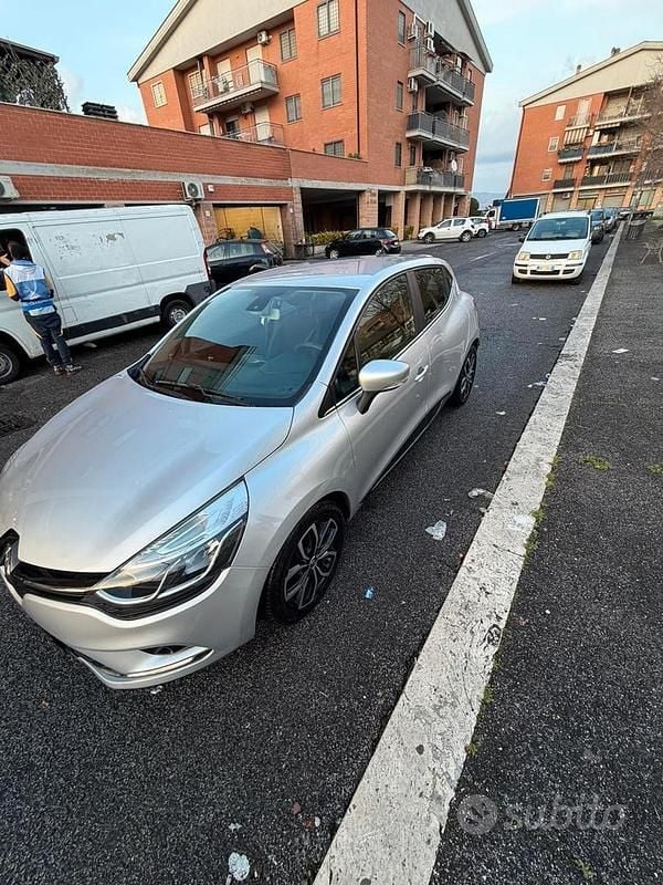 Usata Renault Clio IV 75 CV (55 kW) 2018 Grigio Berlina