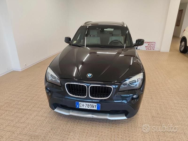 Usata BMW X1 143 CV (105 kW) 2011 Nero SUV