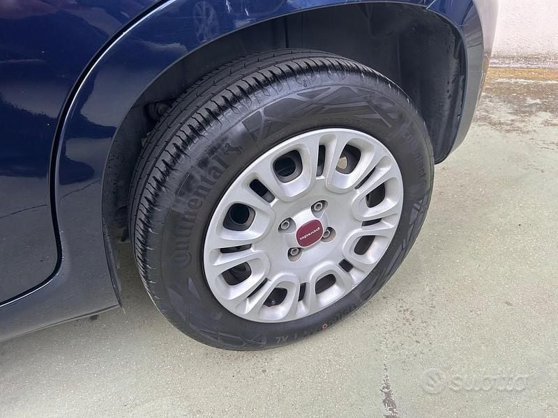 Usata Fiat Panda Easy 69 CV (50 kW) 2020 Blu Utilitaria