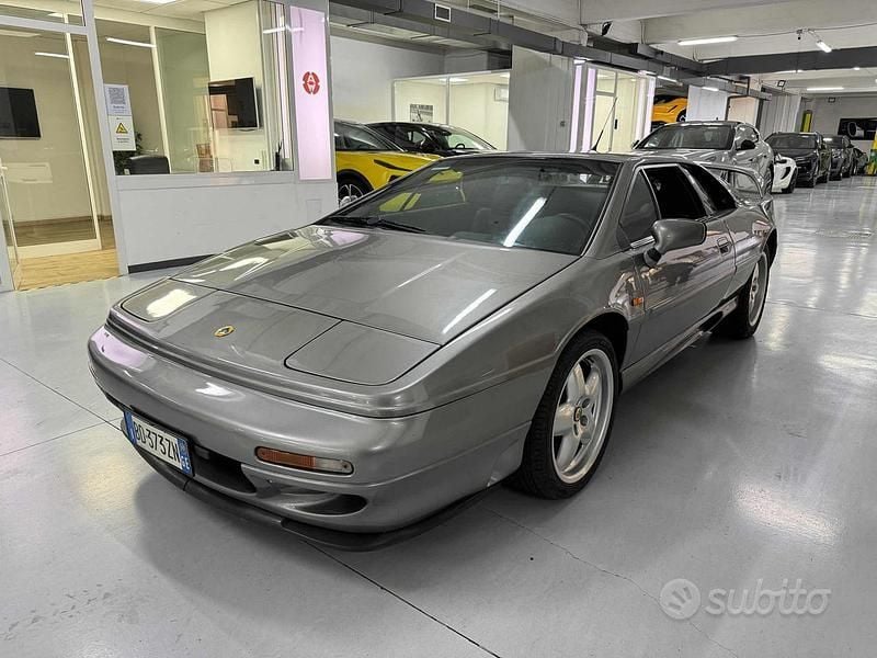 Usata Lotus Esprit 243 CV (178 kW) 1999 Giallo Coupé